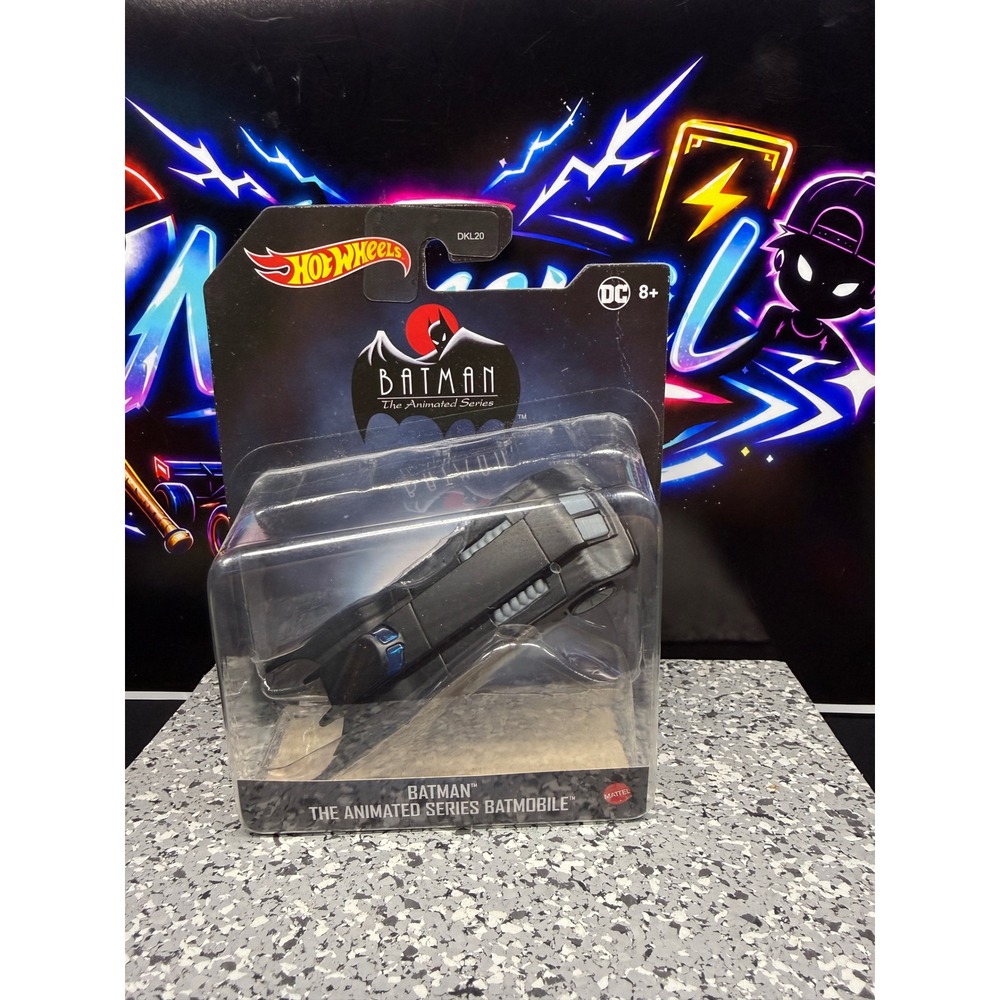 Hot Wheels Batman The Animated Series Batmobile Black Die-Cast Car DKL20 Mattel